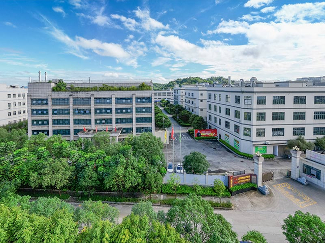 Company overview of Rovis leading indoor and office planters brand