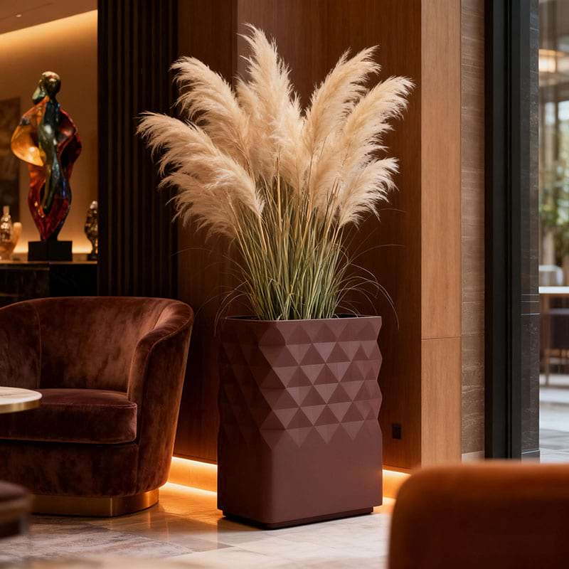 Diamond-Geo Vertical Commercial Planter